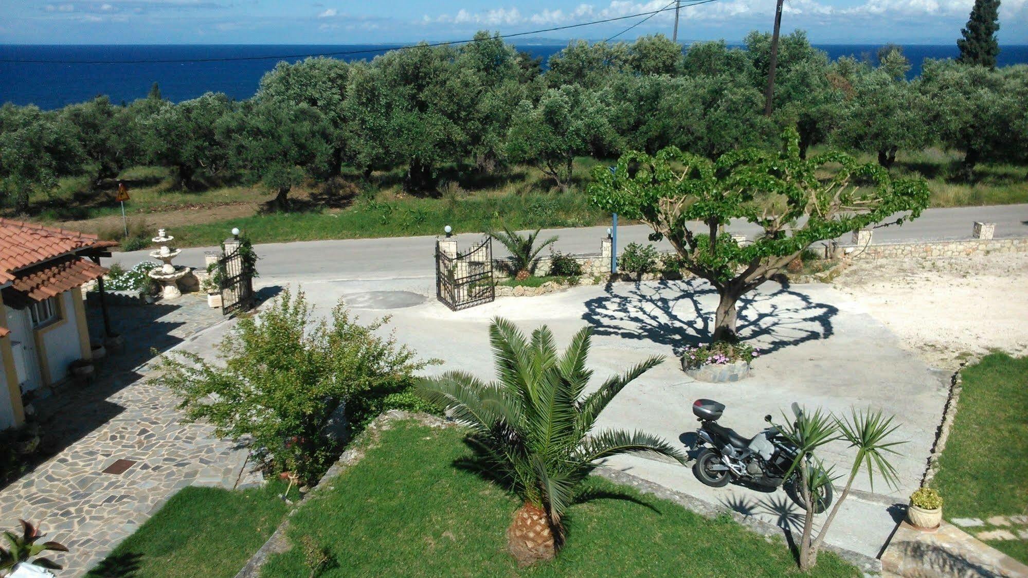 Ionian Aura Aparthotel Tsilivi  Exterior photo